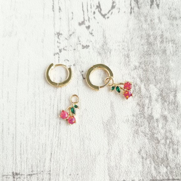 Kendra Scott Gold Berry Kyocera Opal Earrings - Cherry - Picture 3 of 3